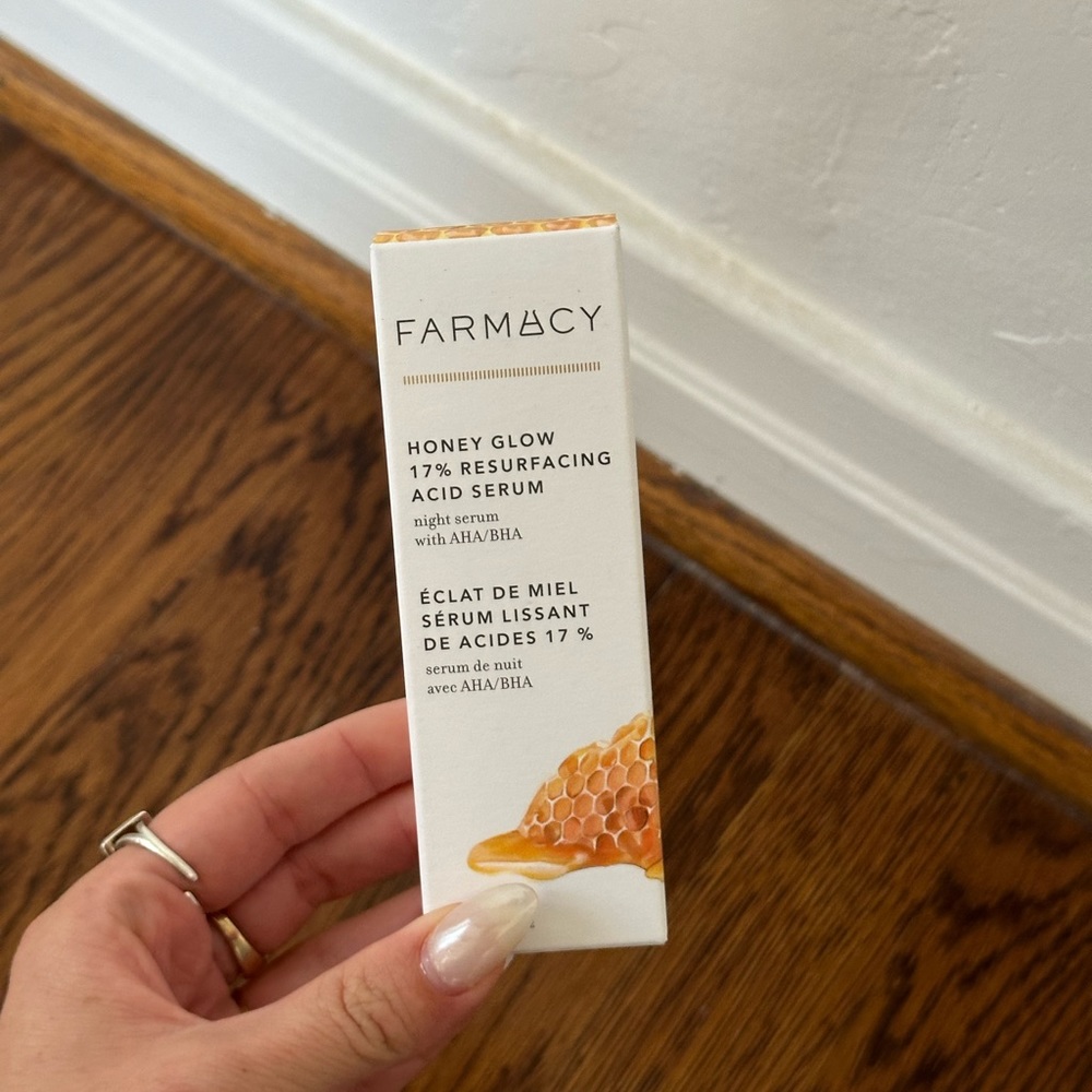 Farmacy Honey Glow AHA Resurfacing Night Serum